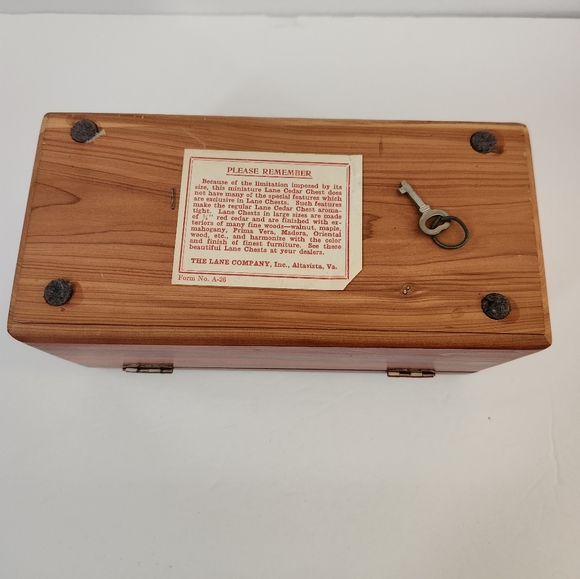 Vintage Lane Cedar Chest Keepsake Jewelry Box - Picture 8 of 10